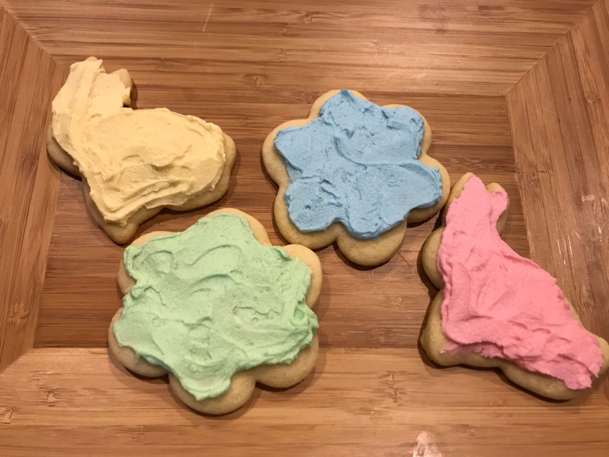 EAT | Frosted Sugar Cookies